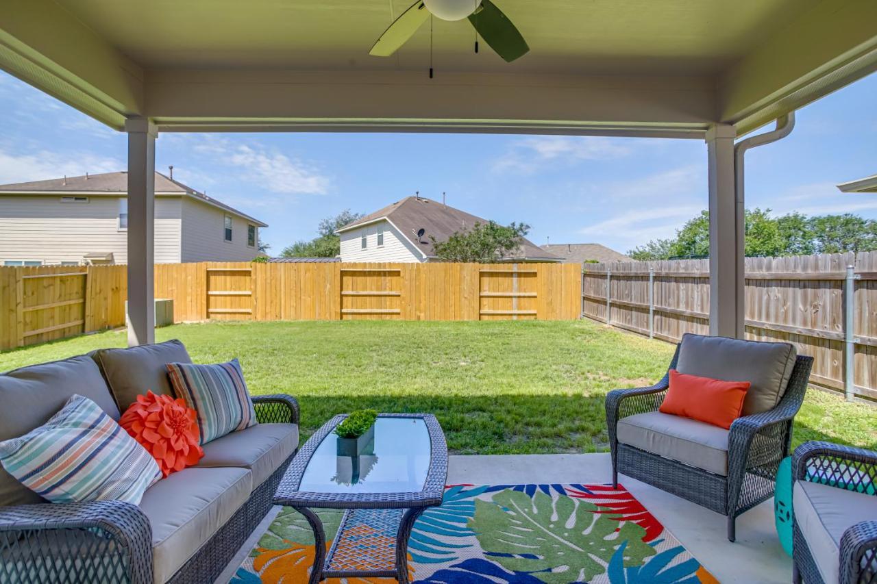 Pet-Friendly Tomball Home About 8 Mi To Burroughs Park Екстериор снимка